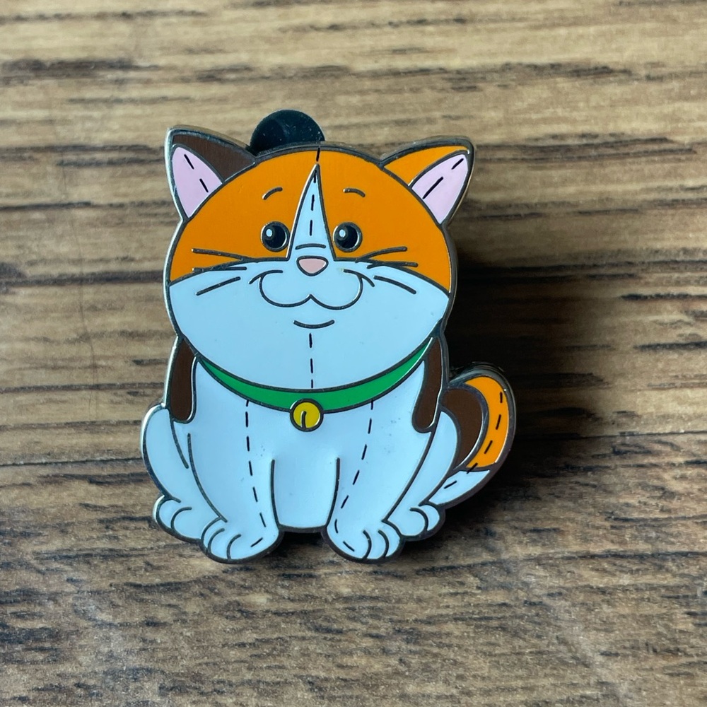 Mochi pin from the pixie plush mystery bag set
